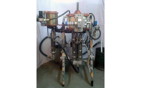 Plural Components airless spray painting